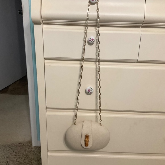 ZARA Small Round Hard Shell Purse With Gold Chain - Picture 8 of 8